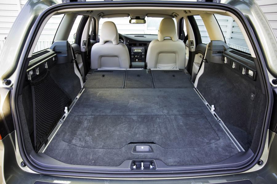  Volvo V70 2010 года  (фото 45 из 62)